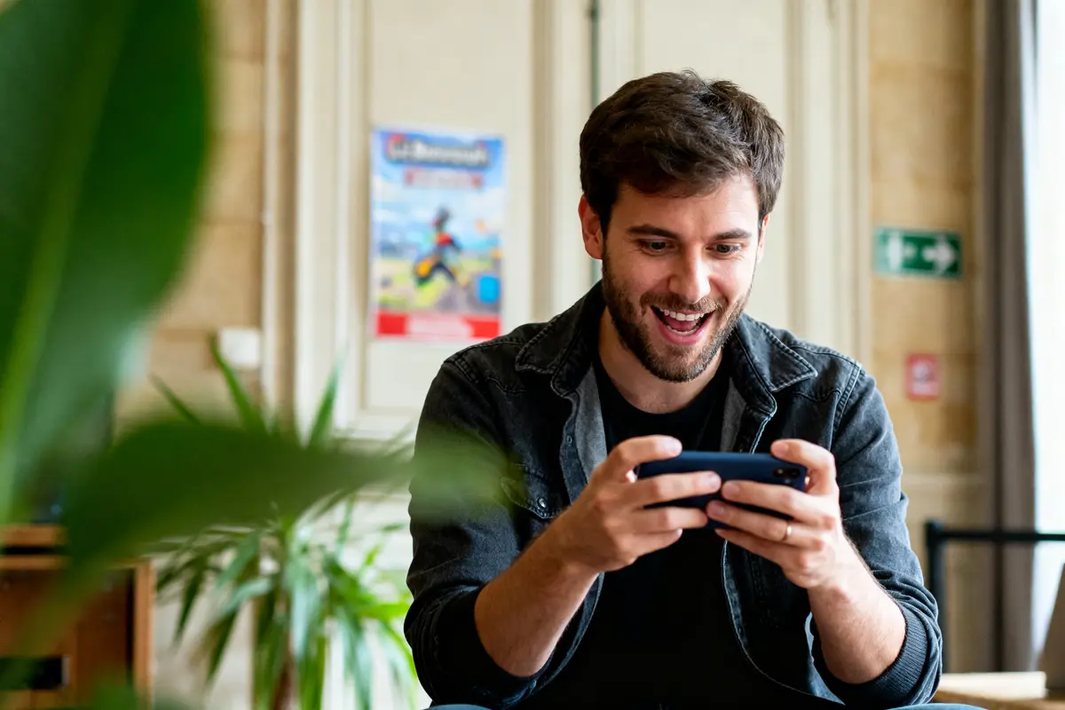 Lebouseuh : biographie, histoire et secrets du YouTubeur